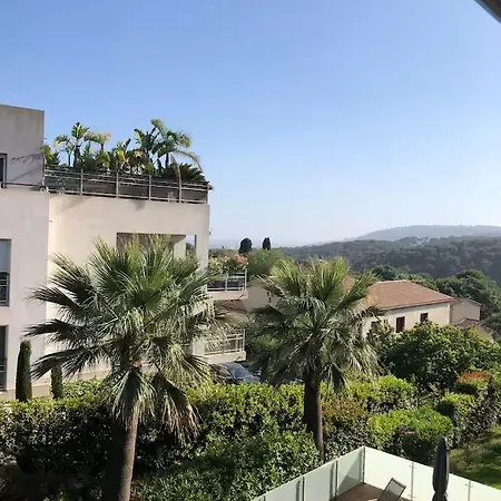 De Charme بيت للعطل *